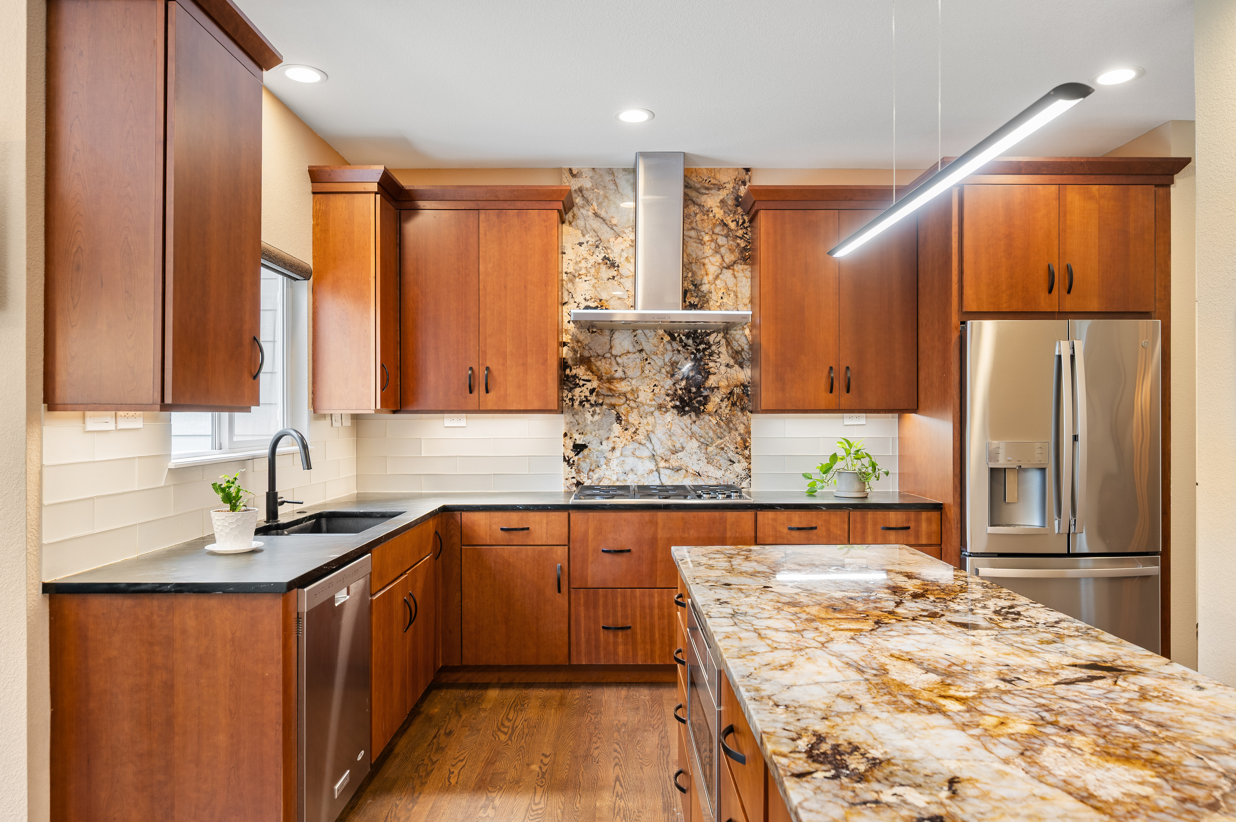  Rare Les Maisonettes Ranch: 2 Main-Floor Primary Suites Near Downtown Littleton - 物件實景