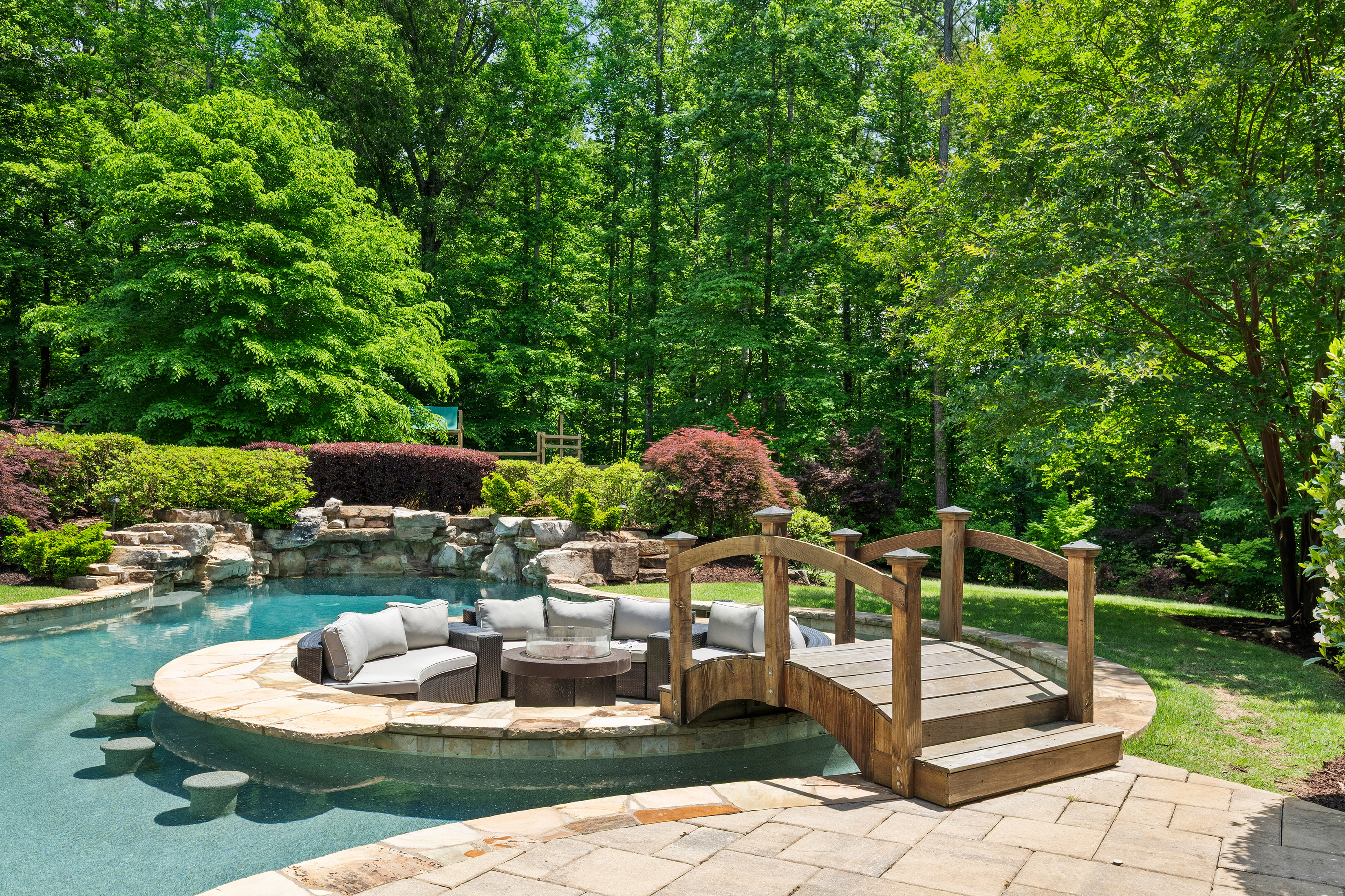  Set On More Than 10± Remarkably Private Acres Between Roswell And Milton - 物件實景