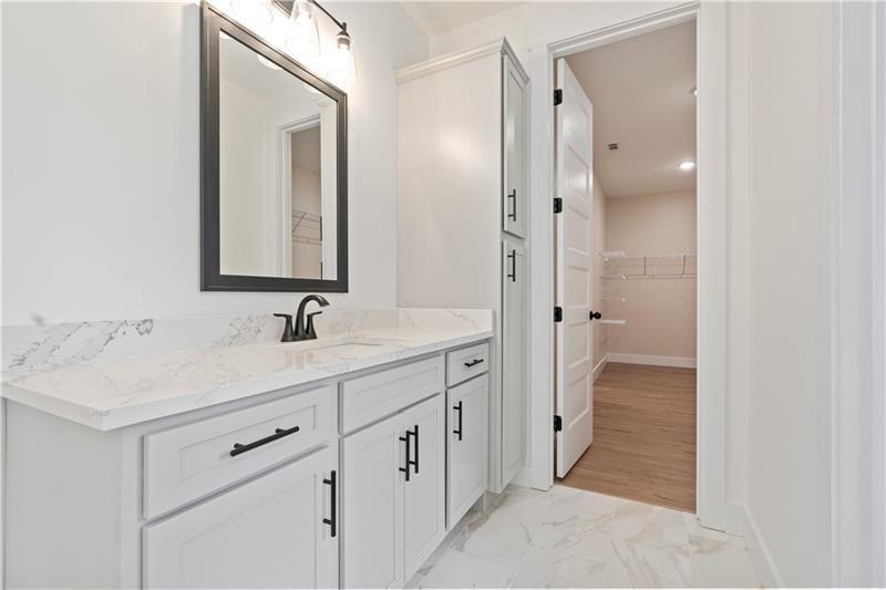 Carrollton, Georgia, 30116, United States, 5 Bedrooms Bedrooms, ,4 BathroomsBathrooms,Residential,For Sale,1998185