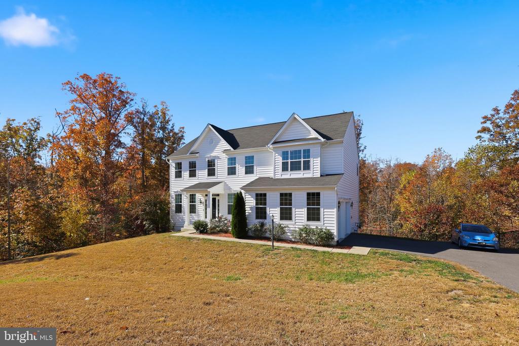 Fredericksburg, Virginia, 22405, United States, 5 Bedrooms Bedrooms, ,3 BathroomsBathrooms,Residential,For Sale,1987075