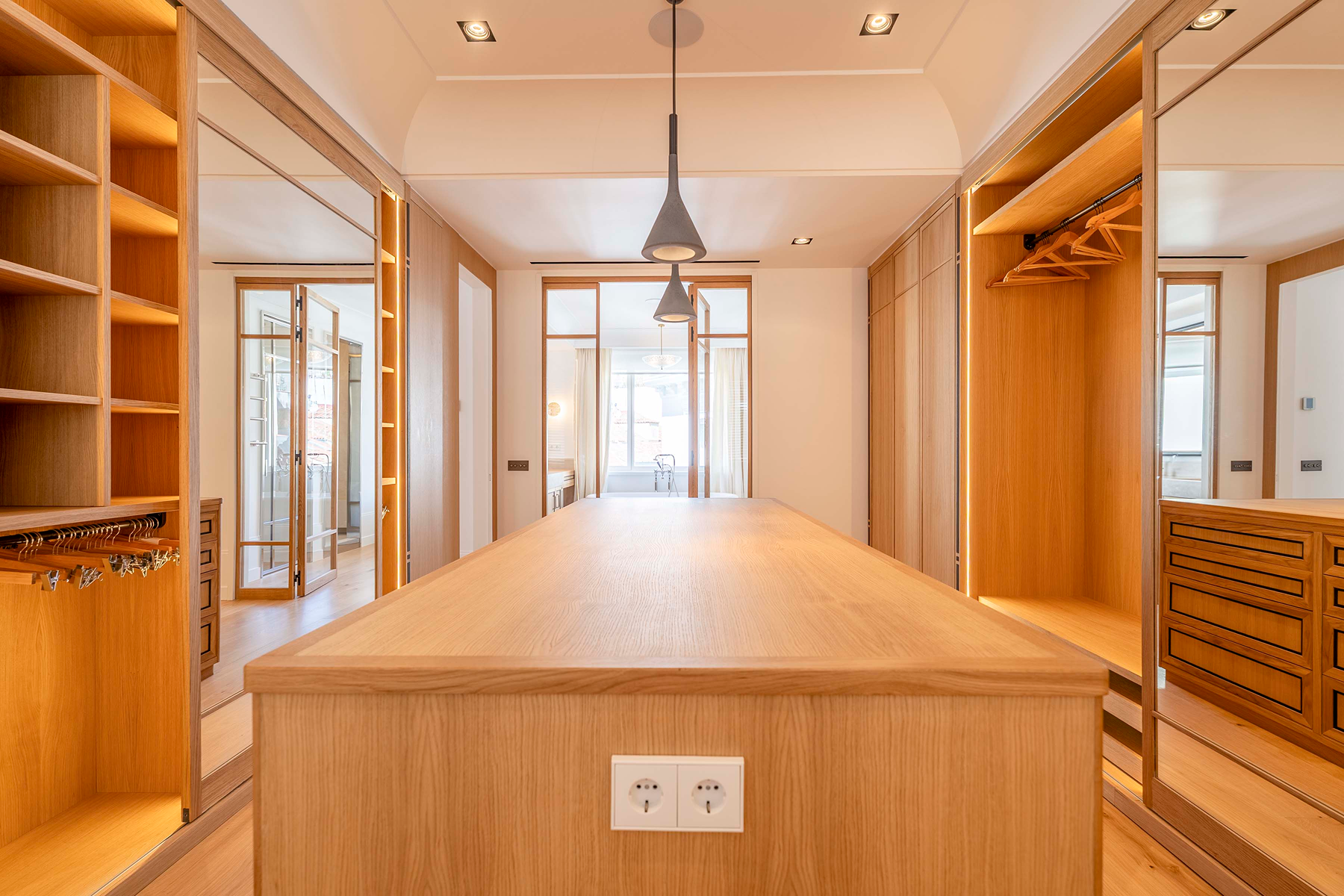  Exclusive 4th floor with garage and designer renovation in Justicia. Madrid - 物件實景