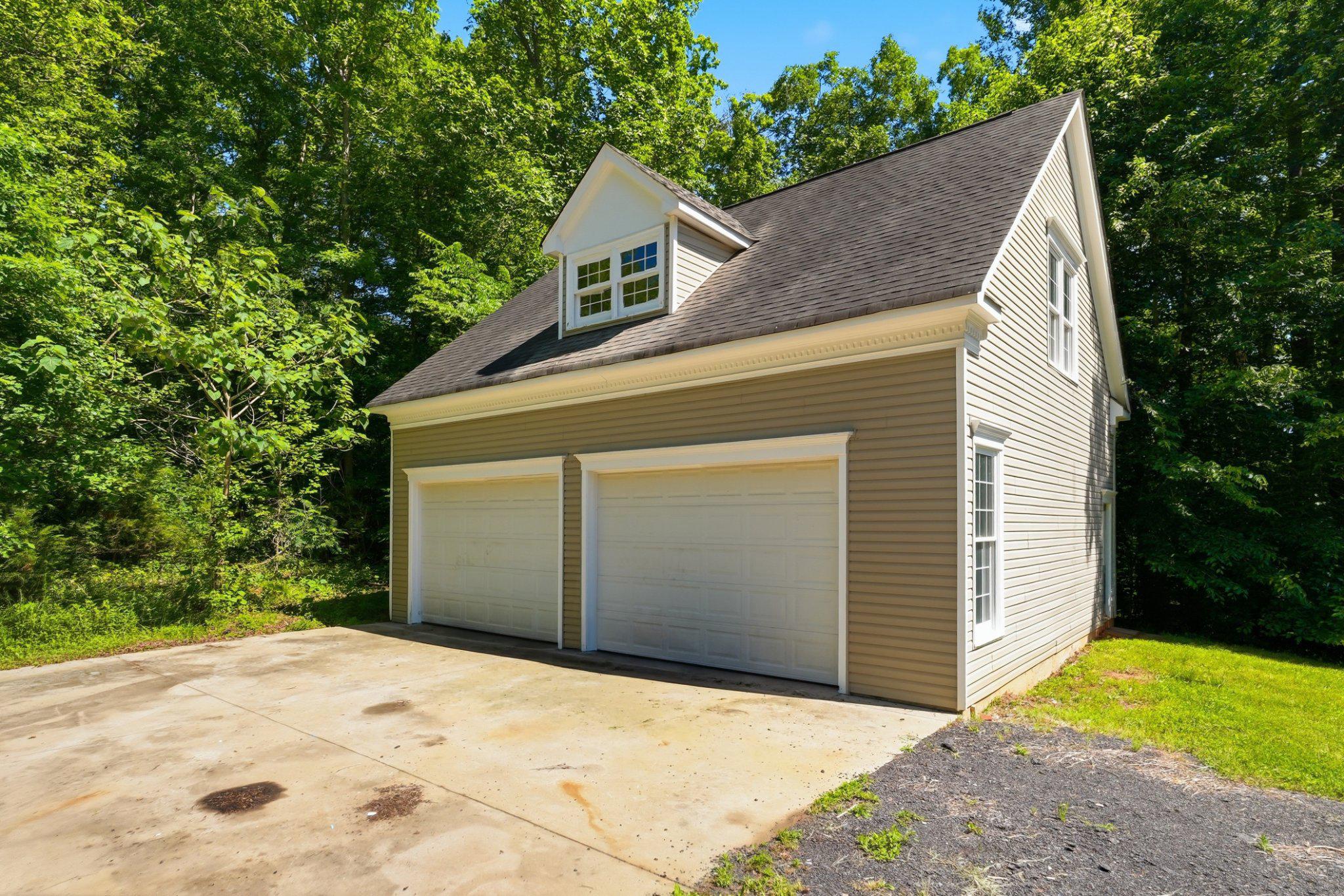 Locust Dale, Virginia, 22948, United States, 3 Bedrooms Bedrooms, ,4 BathroomsBathrooms,Residential,For Sale,1996627