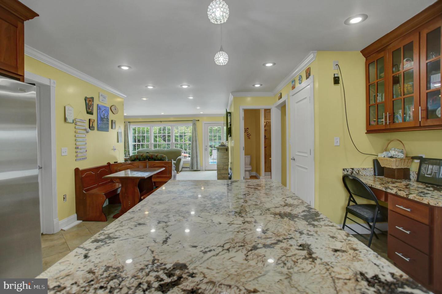 Big Pool, Maryland, 21711, United States, 5 Bedrooms Bedrooms, ,4 BathroomsBathrooms,Residential,For Sale,1897017