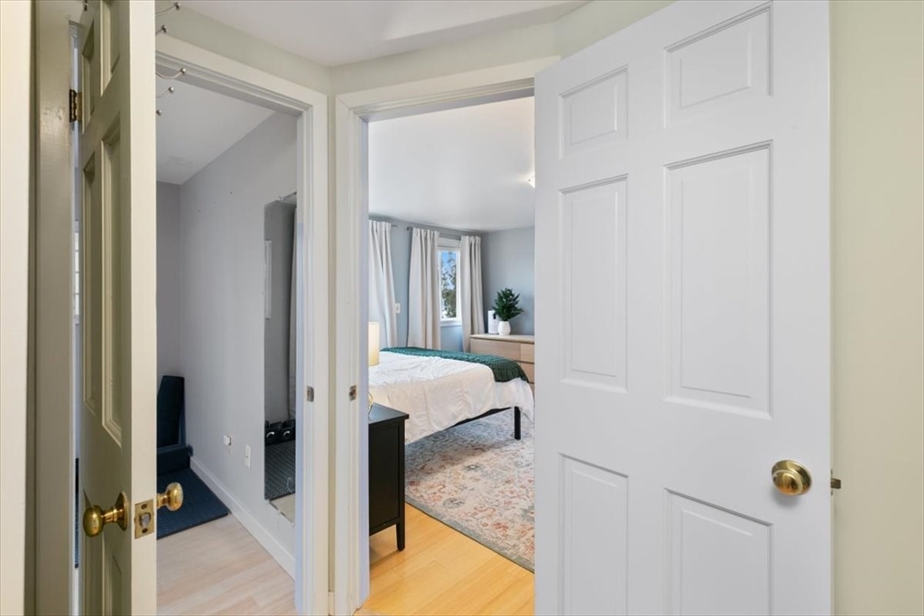 Kingston, New Hampshire, 03848, United States, 2 Bedrooms Bedrooms, ,2 BathroomsBathrooms,Residential,For Sale,1879269