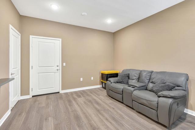 San Marcos, California, 92078, United States, 2 Bedrooms Bedrooms, ,2 BathroomsBathrooms,Residential,For Sale,1977580