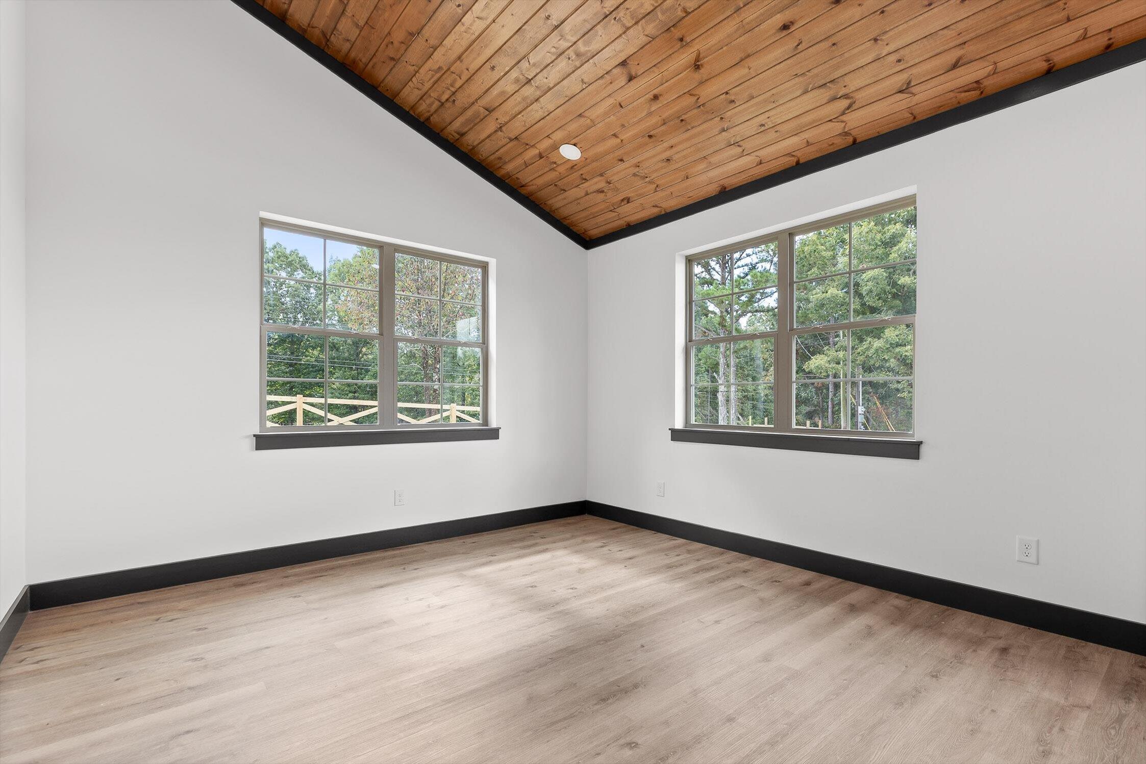 Higdon, Alabama, 35979, United States, 3 Bedrooms Bedrooms, ,2 BathroomsBathrooms,Residential,For Sale,1983057