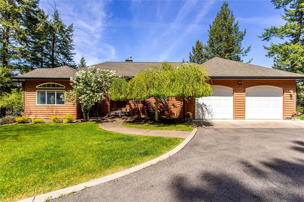 Polson, Montana, 59860, United States, 4 Bedrooms Bedrooms, ,4 BathroomsBathrooms,Residential,For Sale,1984394