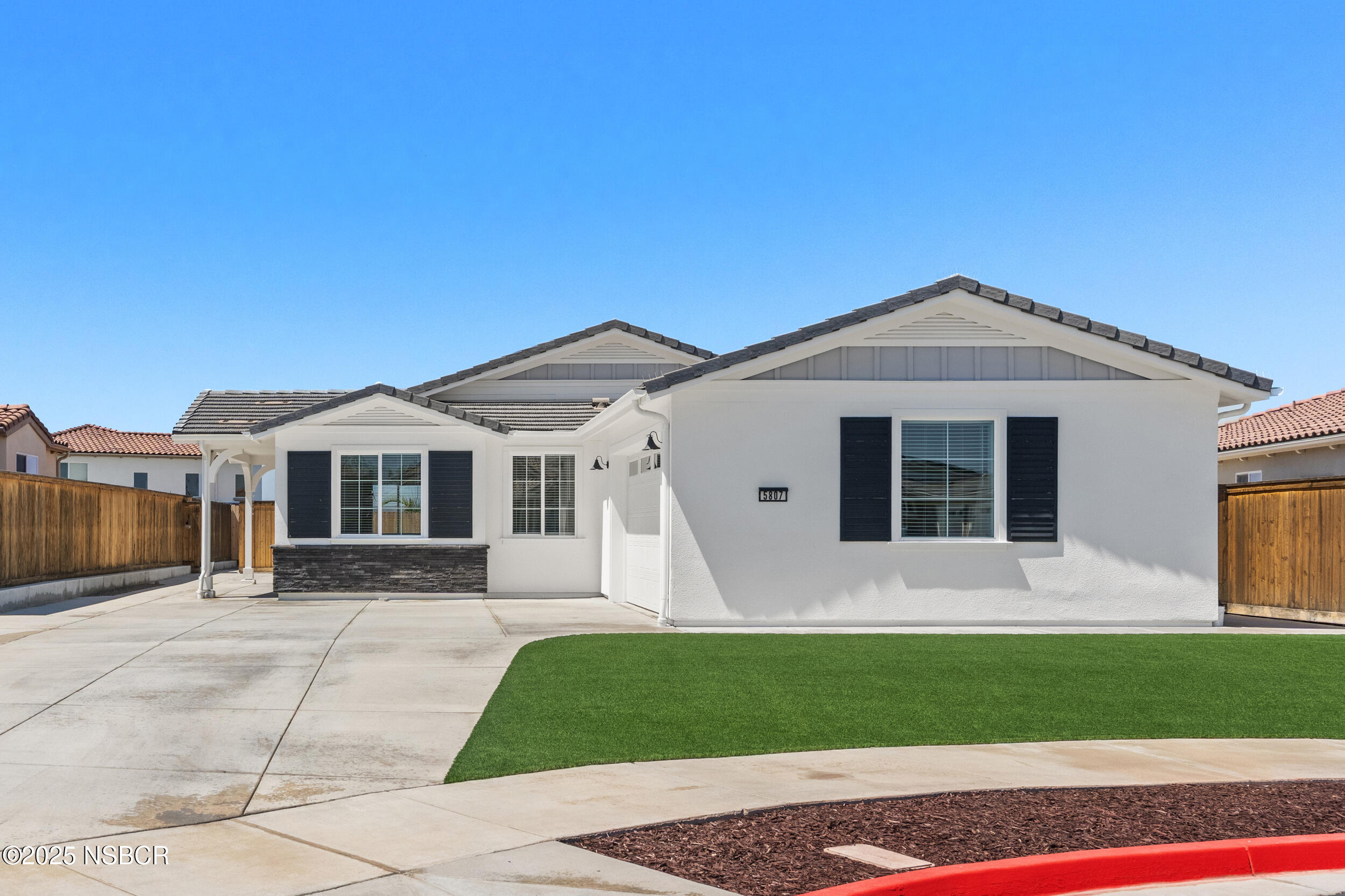 Santa Maria, California, 93455, United States, 3 Bedrooms Bedrooms, ,3 BathroomsBathrooms,Residential,For Sale,1929154