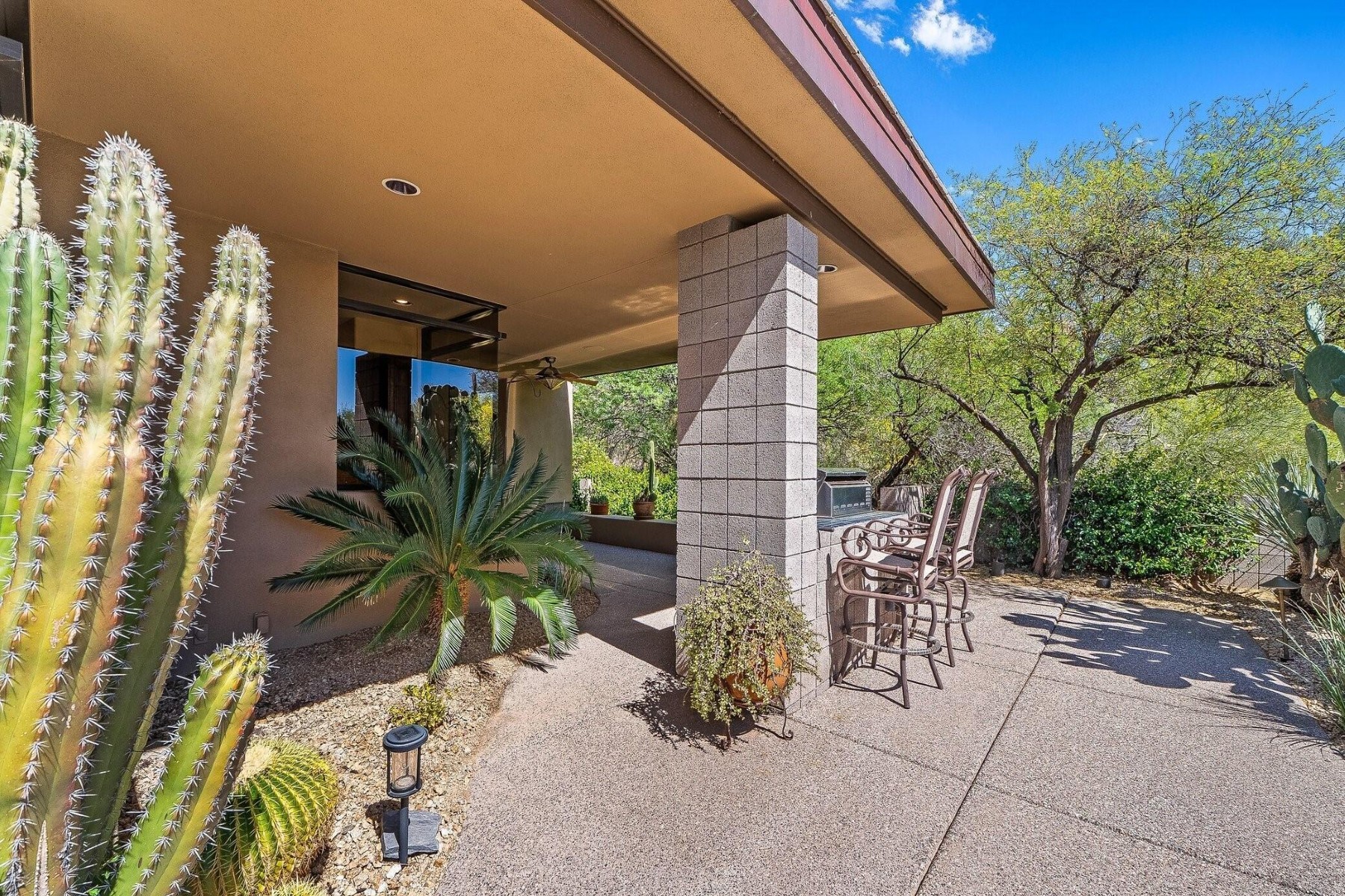  10675 E Fernwood Ln  Scottsdale, AZ - 物件實景