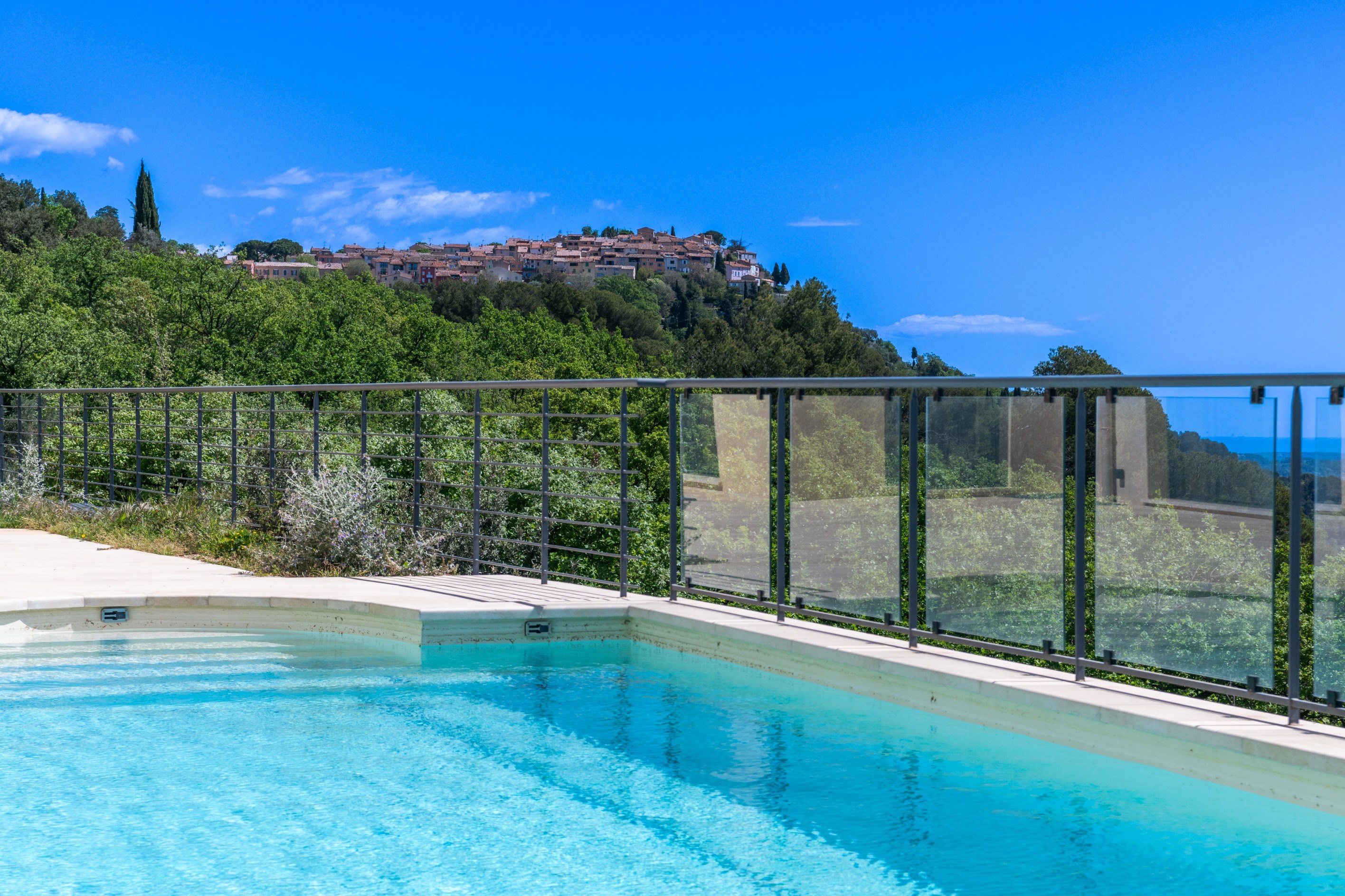  Contemporary villa with panoramic sea, lake and Estérel views in Spéracedes - 物件實景