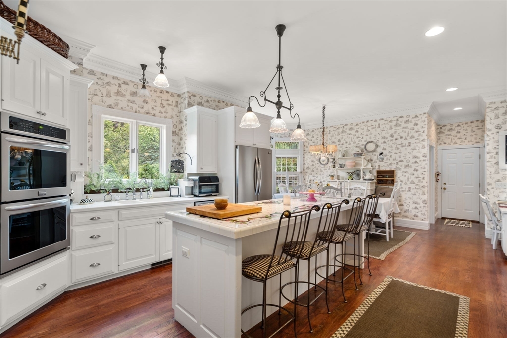 Hopkinton, Massachusetts, 01748, United States, 4 Bedrooms Bedrooms, ,5 BathroomsBathrooms,Residential,For Sale,1982386