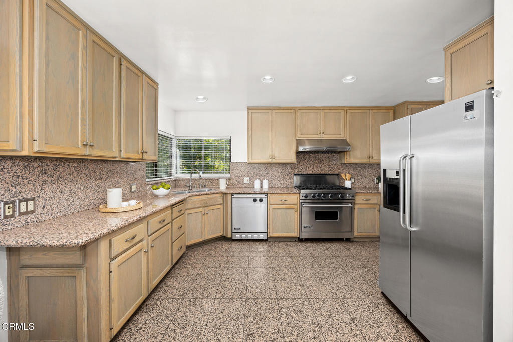 San Marino, California, 91108, United States, 5 Bedrooms Bedrooms, ,3 BathroomsBathrooms,Residential,For Sale,2002959