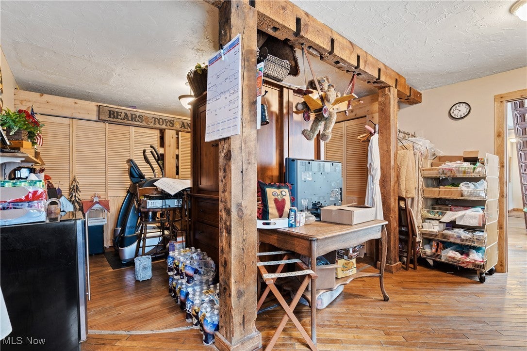 Cleveland, Ohio, 44113, United States, 3 Bedrooms Bedrooms, ,4 BathroomsBathrooms,Residential,For Sale,1984065