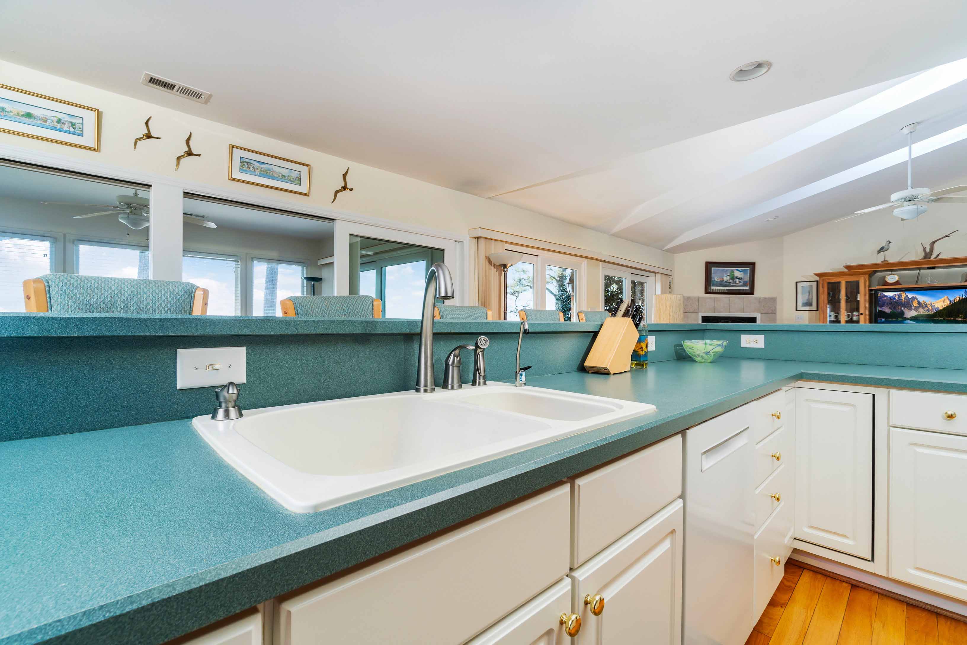 Oriental, North Carolina, 28571, United States, 3 Bedrooms Bedrooms, ,2 BathroomsBathrooms,Residential,For Sale,1982207