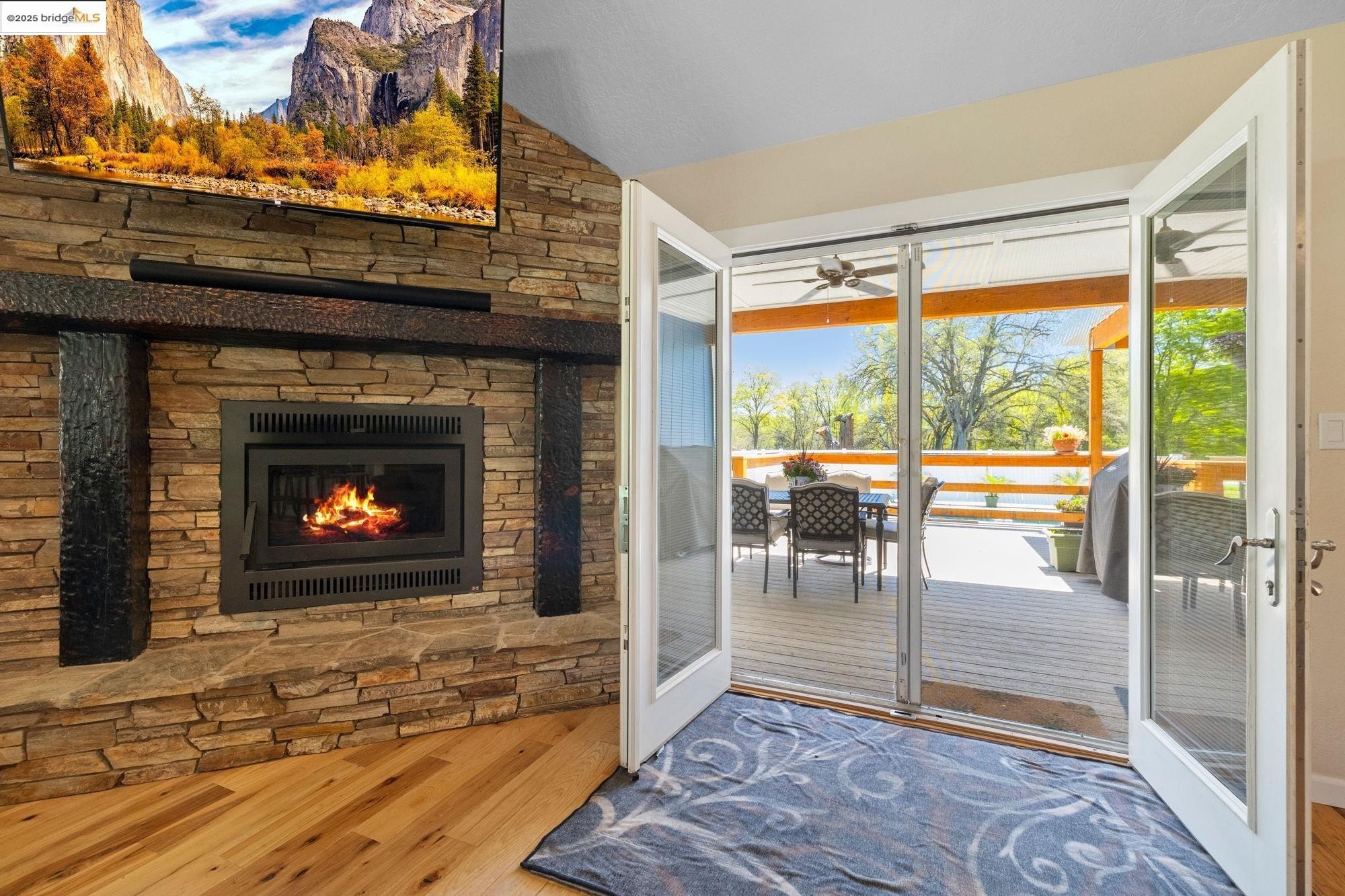 Sonora, California, 95370, United States, 4 Bedrooms Bedrooms, ,2 BathroomsBathrooms,Residential,For Sale,1980080