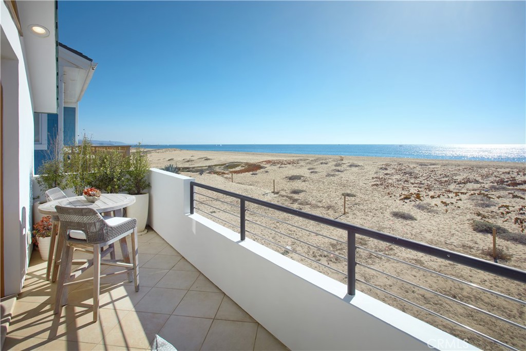 Newport Beach, California, 92661, United States, 7 Bedrooms Bedrooms, ,11 BathroomsBathrooms,Residential,For Sale,1877101