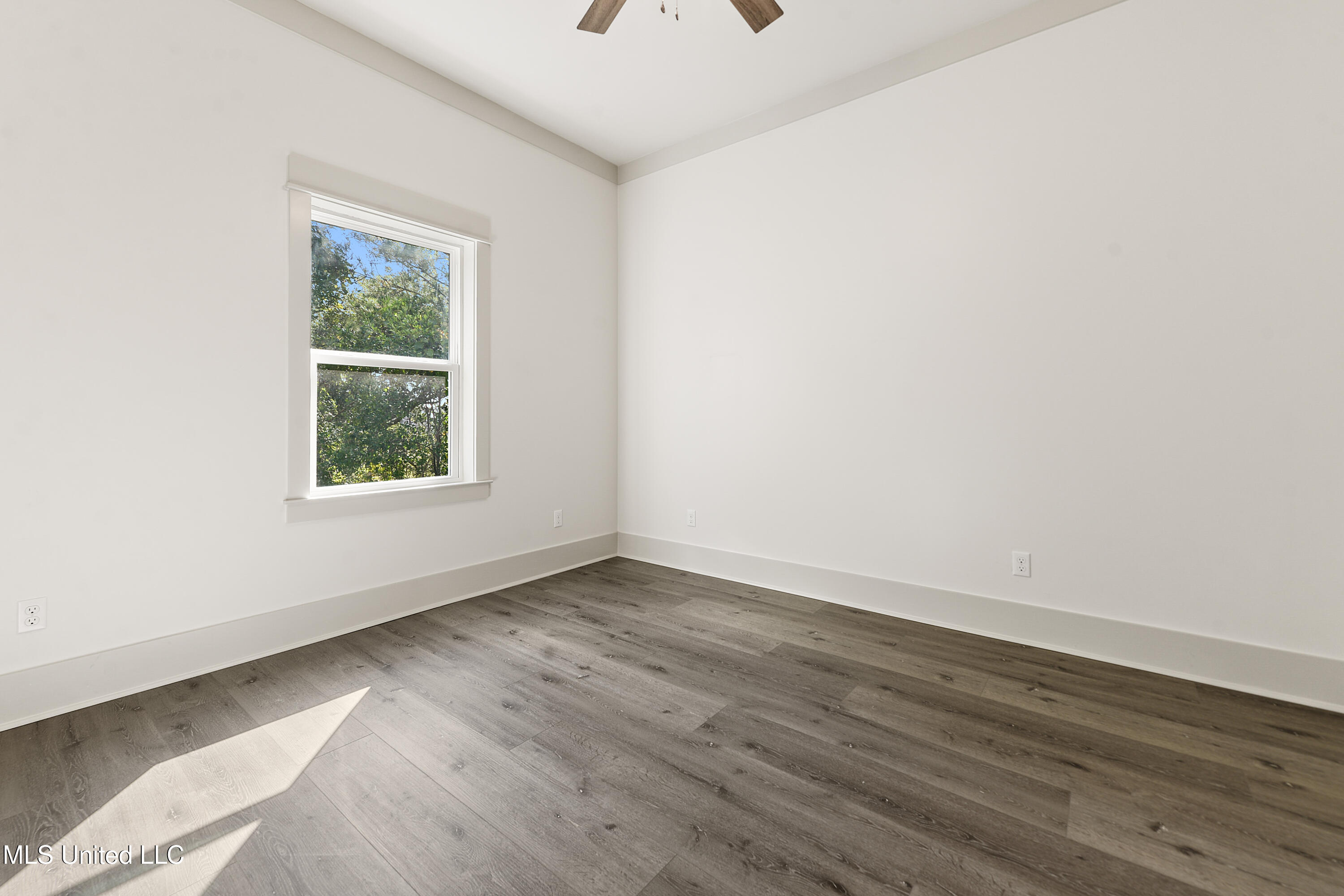 Pass Christian, Mississippi, 39571, United States, 4 Bedrooms Bedrooms, ,3 BathroomsBathrooms,Residential,For Sale,1966629