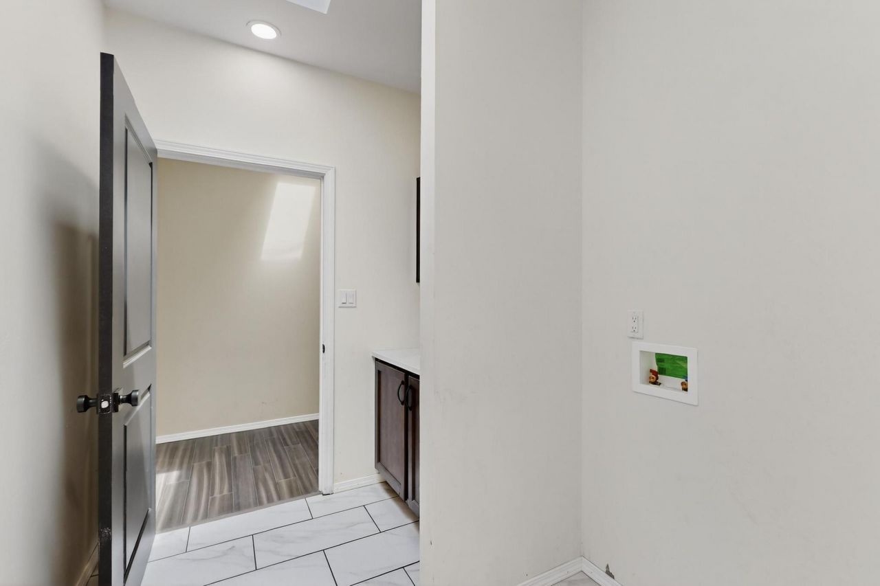 Albuquerque, New Mexico, 87120, United States, 3 Bedrooms Bedrooms, ,3 BathroomsBathrooms,Residential,For Sale,1876398