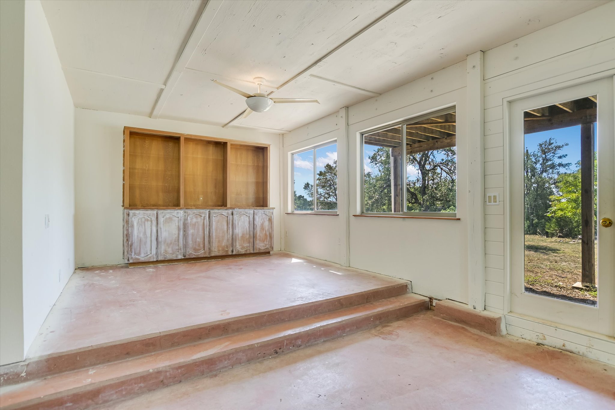 Wimberley, Texas, 78676, United States, 3 Bedrooms Bedrooms, ,3 BathroomsBathrooms,Residential,For Sale,1984414