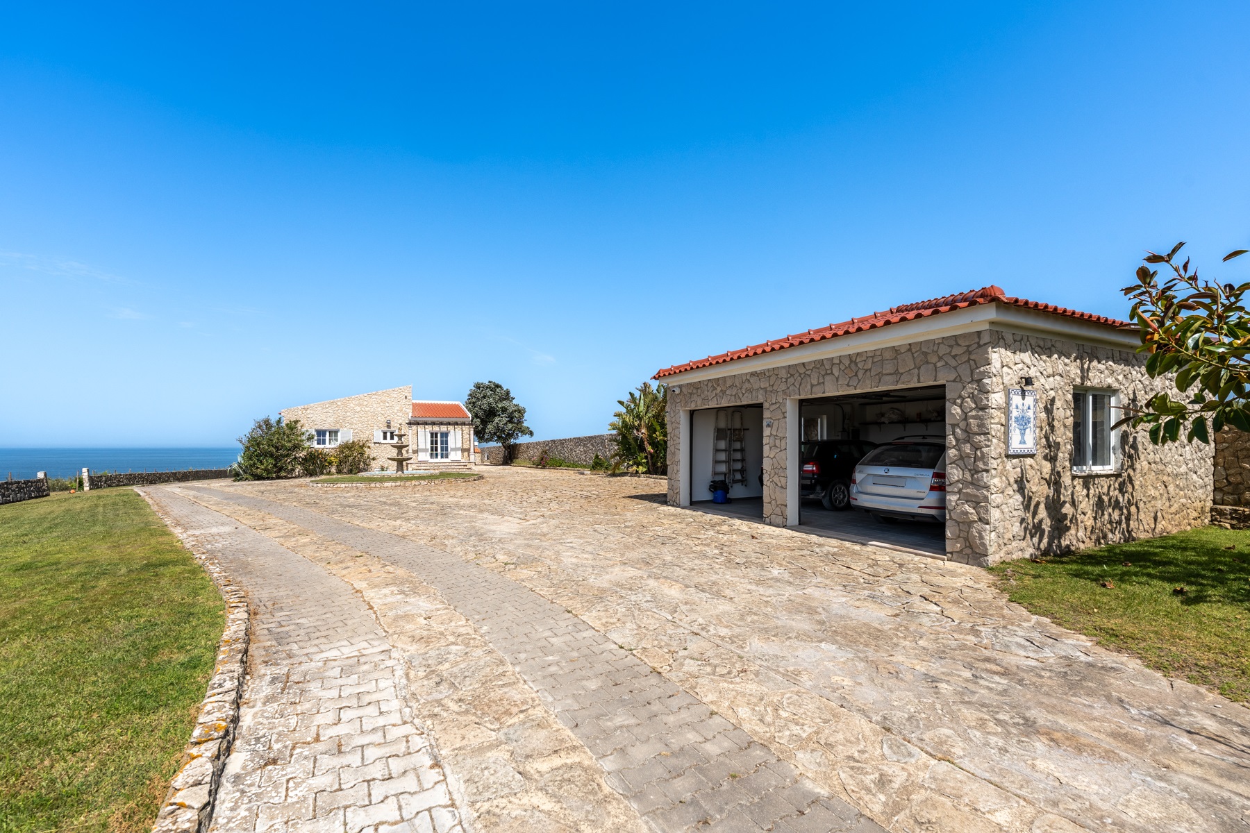  Country Estate, 9 bedrooms, for Sale - 物件實景