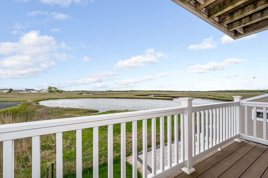 Salisbury, Massachusetts, 01952, United States, 4 Bedrooms Bedrooms, ,3 BathroomsBathrooms,Residential,For Sale,1899525