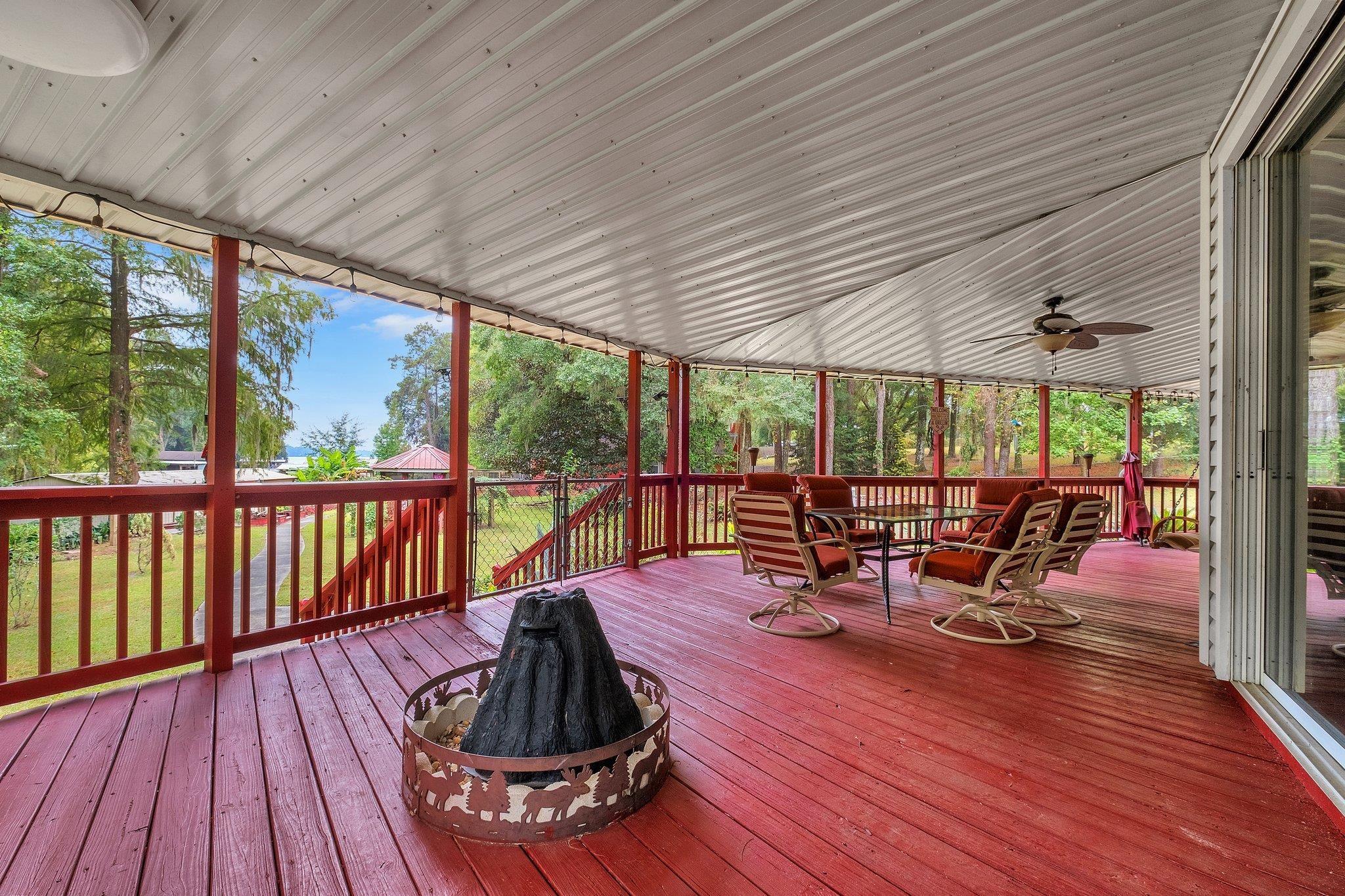 Quincy, Florida, 32351, United States, 3 Bedrooms Bedrooms, ,2 BathroomsBathrooms,Residential,For Sale,1804013