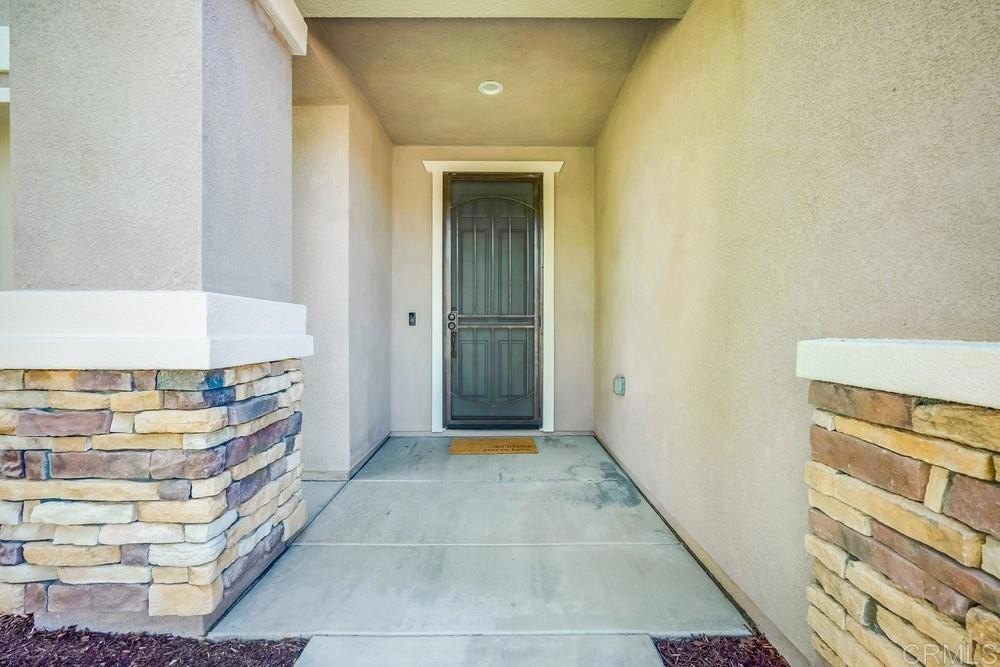 Murrieta, California, 92563, United States, 3 Bedrooms Bedrooms, ,3 BathroomsBathrooms,Residential,For Sale,1947093