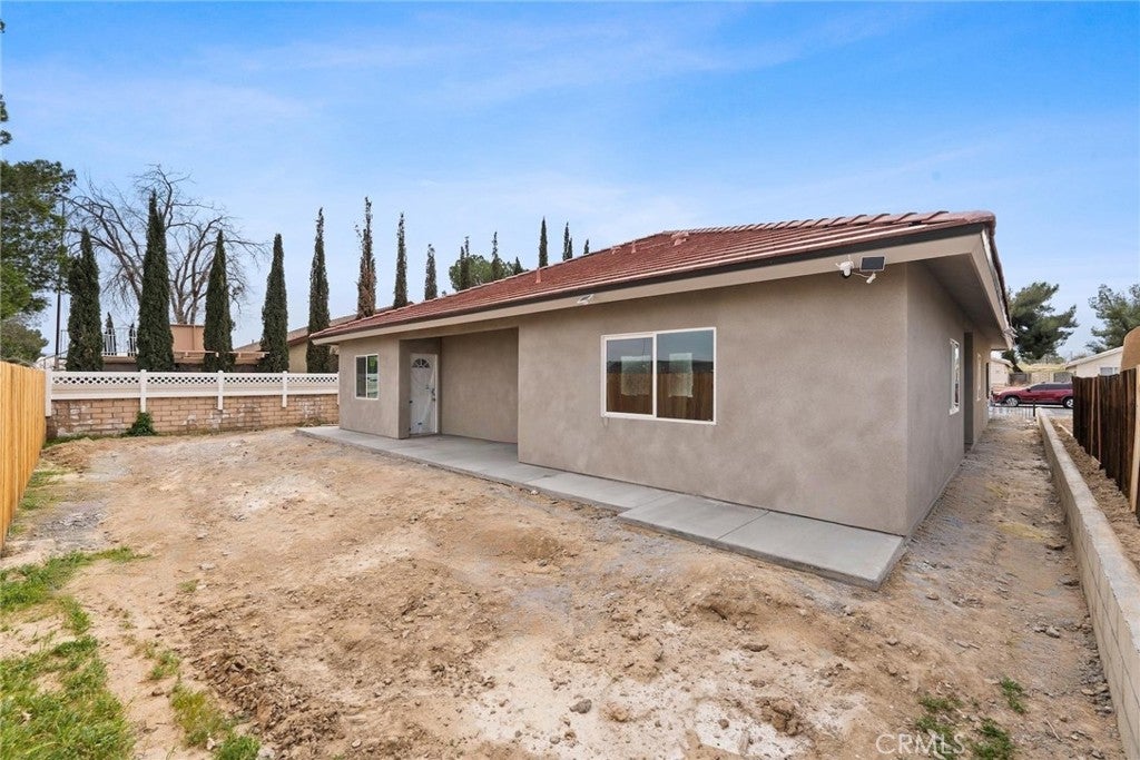 Victorville, California, 92392, United States, 4 Bedrooms Bedrooms, ,3 BathroomsBathrooms,Residential,For Sale,2036507
