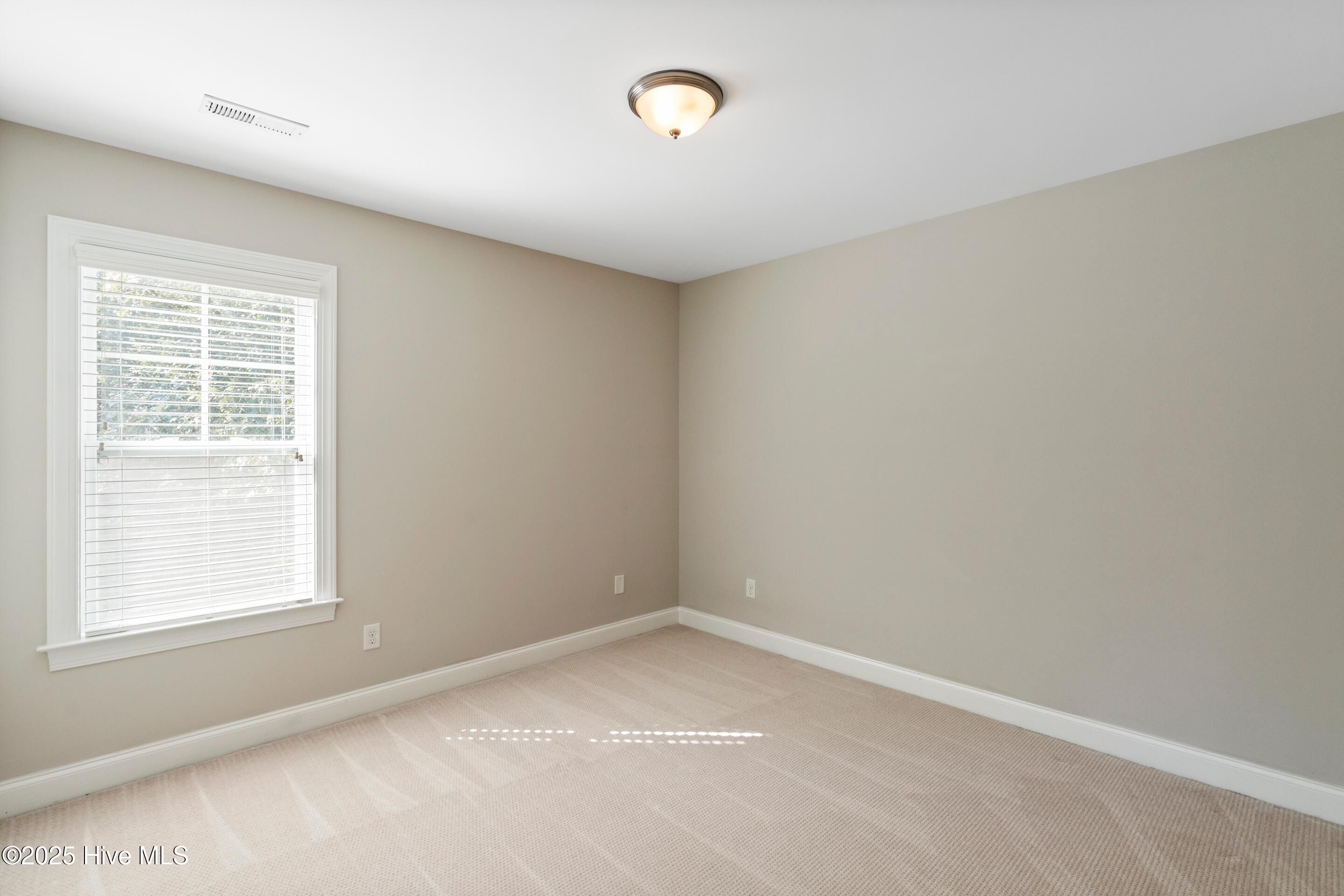 Hampstead, North Carolina, 28443, United States, 4 Bedrooms Bedrooms, ,3 BathroomsBathrooms,Residential,For Sale,1941997