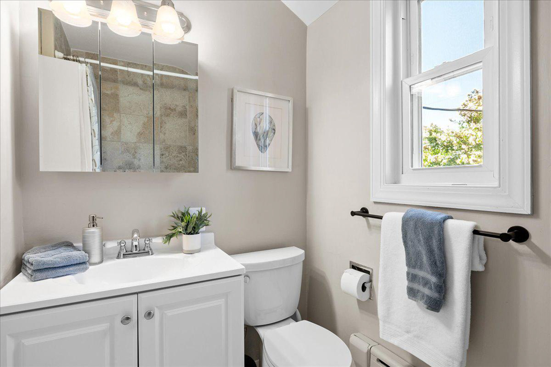  1420 Woodbine Street, Alexandria, VA, 22302 - 物件實景