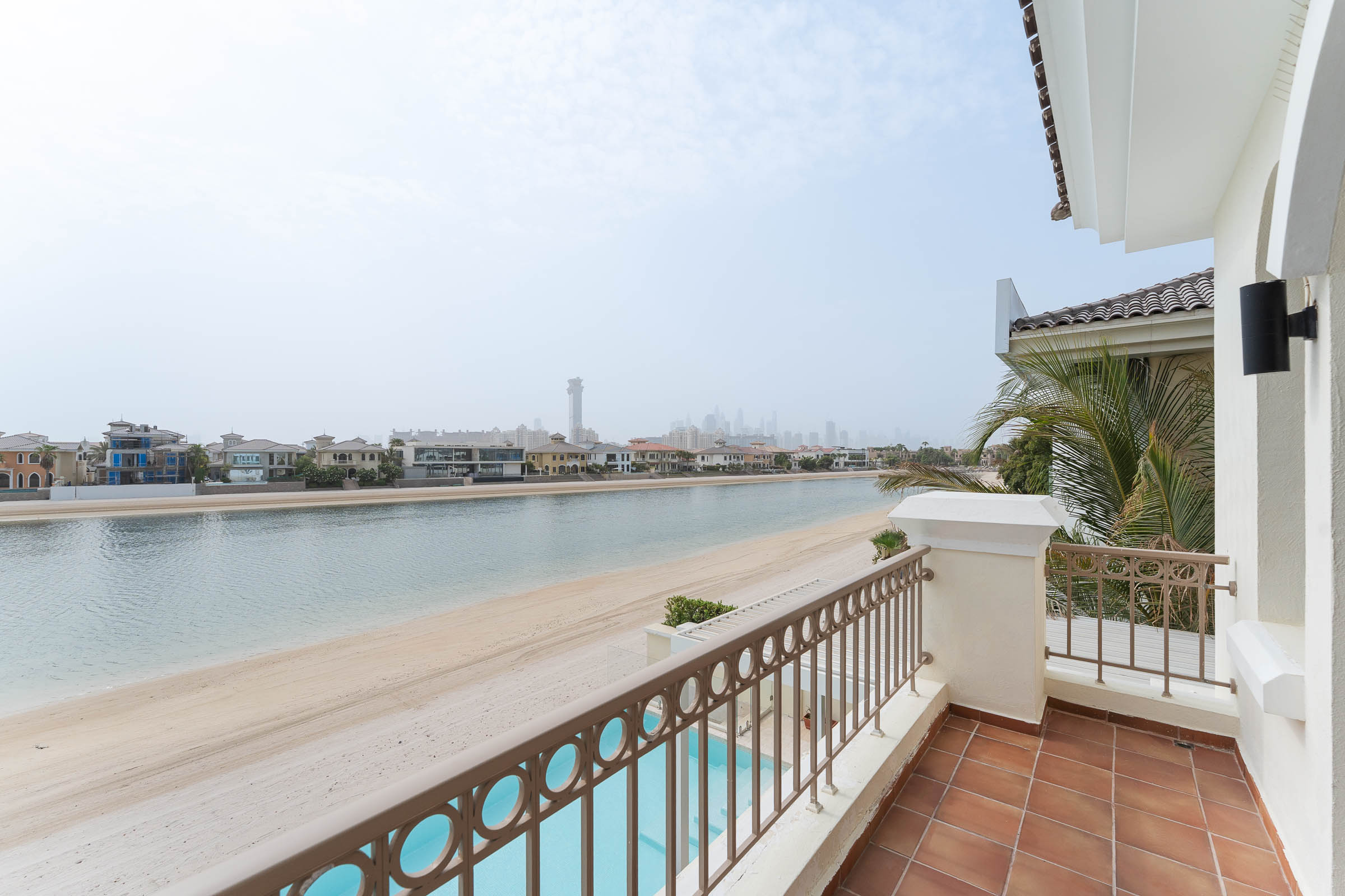  Majestic Palm Jumeirah Villa on a Coveted Frond - 物件實景