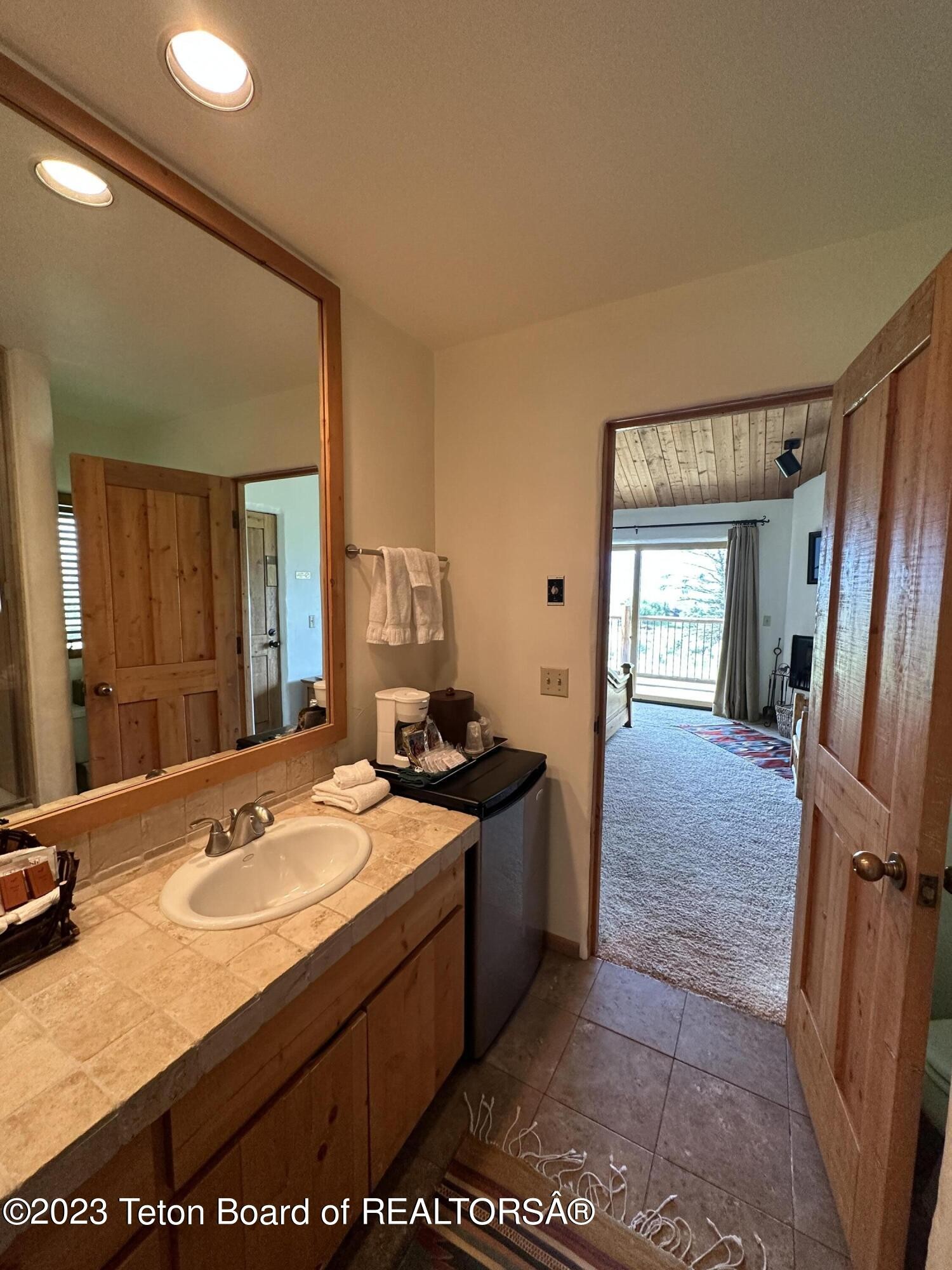 1696 N EAST BUTTE 3164/3165, Jackson, Wyoming, 83001, United States, 2 Bedrooms Bedrooms, ,2 BathroomsBathrooms,Residential,For Sale,1696 N EAST BUTTE 3164/3165,1417083
