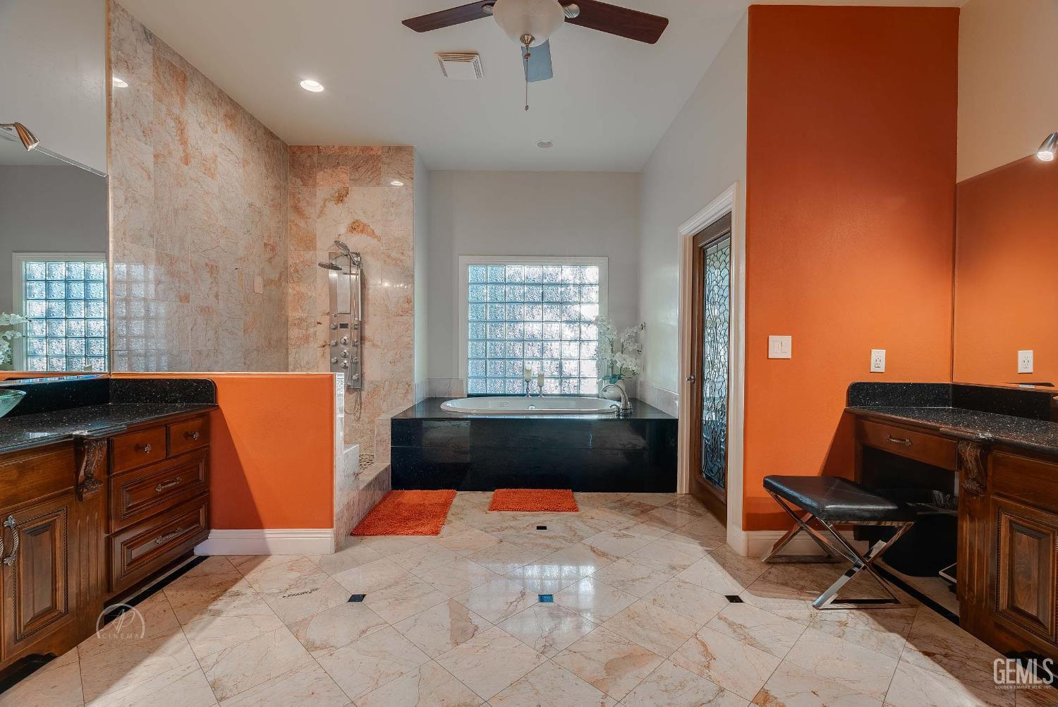 Bakersfield, California, 93308, United States, 4 Bedrooms Bedrooms, ,5 BathroomsBathrooms,Residential,For Sale,1992415