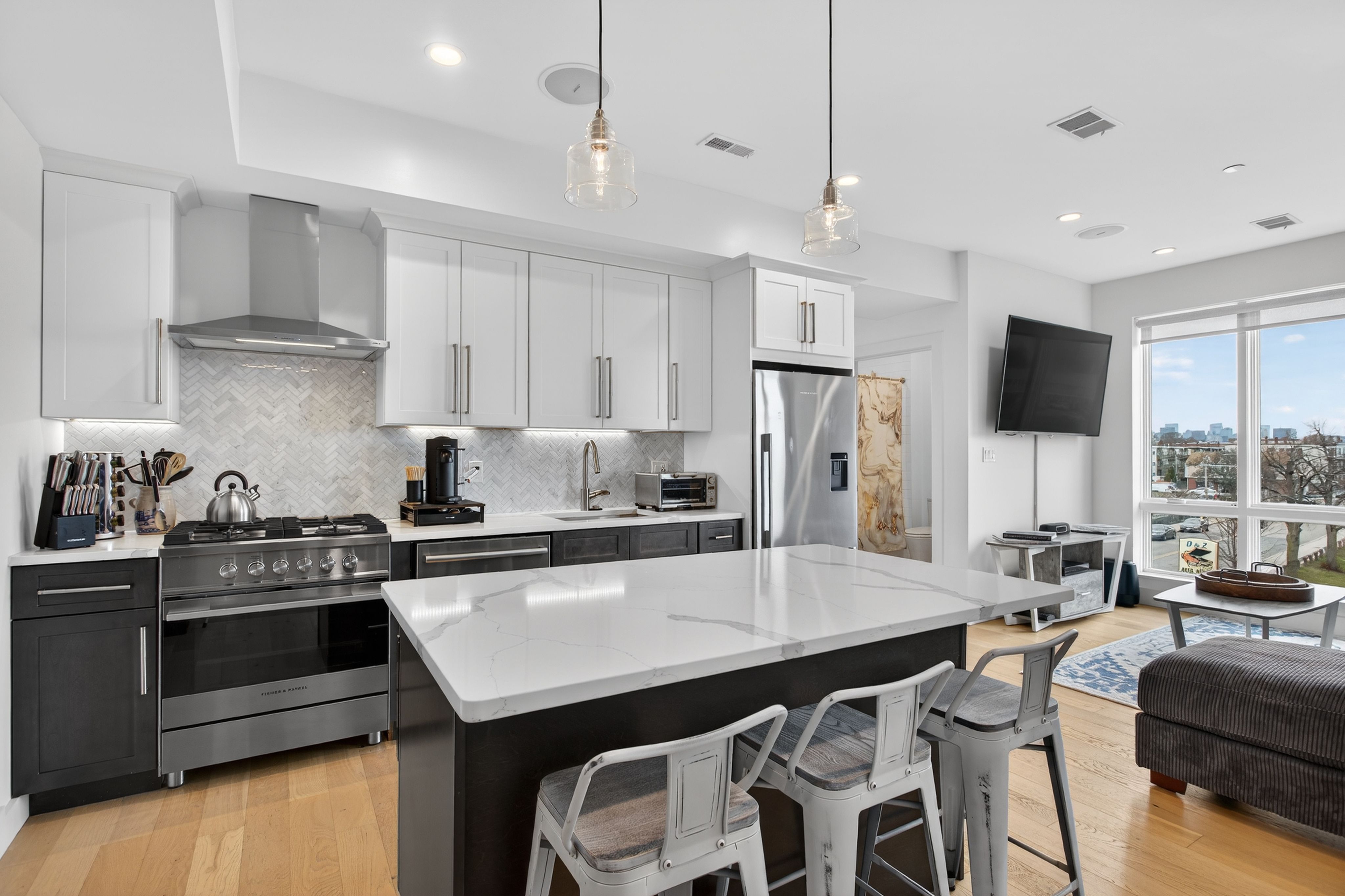  946 Saratoga Street, Boston, MA, 02128 - 物件實景