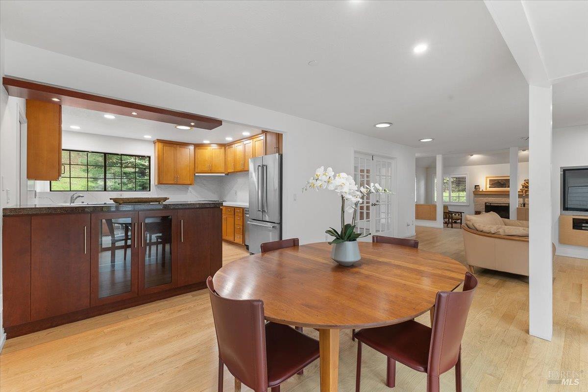 Santa Rosa, California, 95409, United States, 3 Bedrooms Bedrooms, ,2 BathroomsBathrooms,Residential,For Sale,2006372