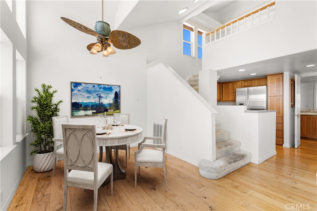 Newport Beach, California, 92663, United States, 2 Bedrooms Bedrooms, ,2 BathroomsBathrooms,Residential,For Sale,1917614