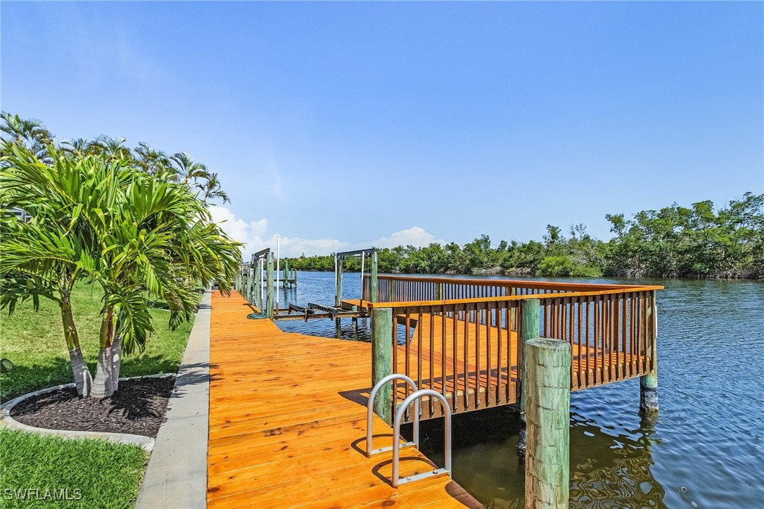 Cape Coral, Florida, 33914, United States, 5 Bedrooms Bedrooms, ,5 BathroomsBathrooms,Residential,For Sale,1802187