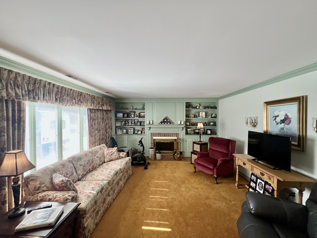 Onancock, Virginia, 23417, United States, 2 Bedrooms Bedrooms, ,2 BathroomsBathrooms,Residential,For Sale,1971701