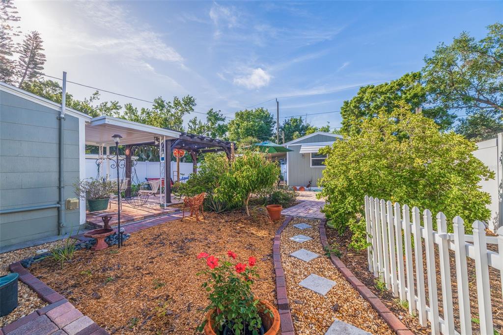 St Petersburg, Florida, 33713, United States, 2 Bedrooms Bedrooms, ,2 BathroomsBathrooms,Residential,For Sale,1768488