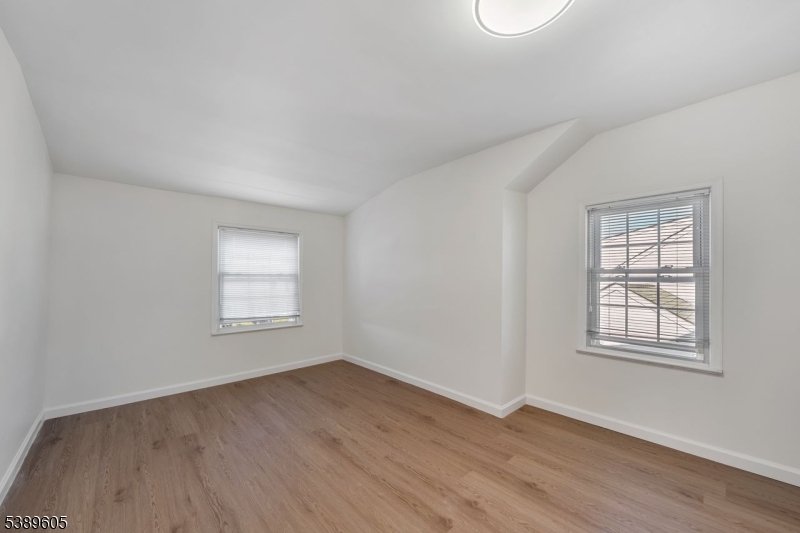 Union Twp., New Jersey, 07083, United States, 4 Bedrooms Bedrooms, ,1 BathroomBathrooms,Residential,For Sale,1989431