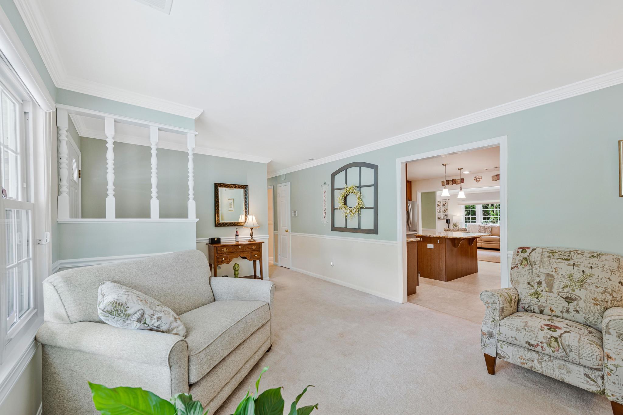 Bowie, Maryland, 20716, United States, 4 Bedrooms Bedrooms, ,2 BathroomsBathrooms,Residential,For Sale,2048193
