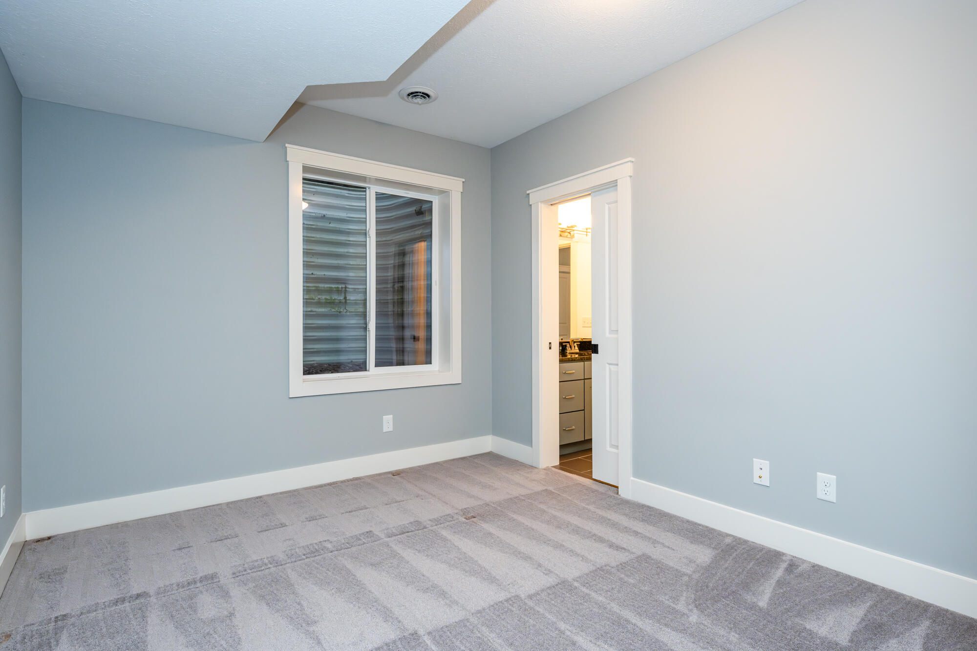 Berrien Springs, Michigan, 49103, United States, 4 Bedrooms Bedrooms, ,4 BathroomsBathrooms,Residential,For Sale,2005199