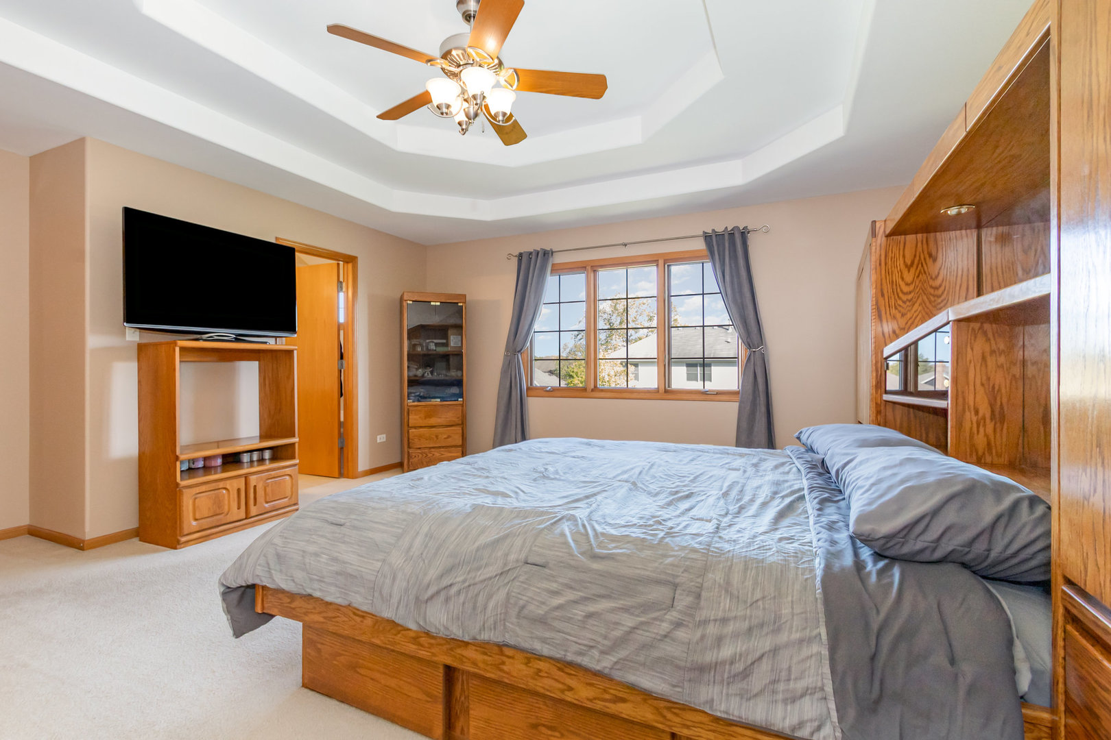 New Lenox, Illinois, 60451, United States, 4 Bedrooms Bedrooms, ,4 BathroomsBathrooms,Residential,For Sale,1983658