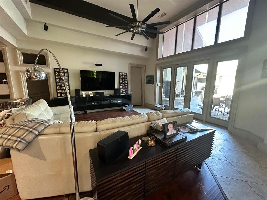 Terrell, Texas, 75160, United States, 4 Bedrooms Bedrooms, ,5 BathroomsBathrooms,Residential,For Sale,1765956