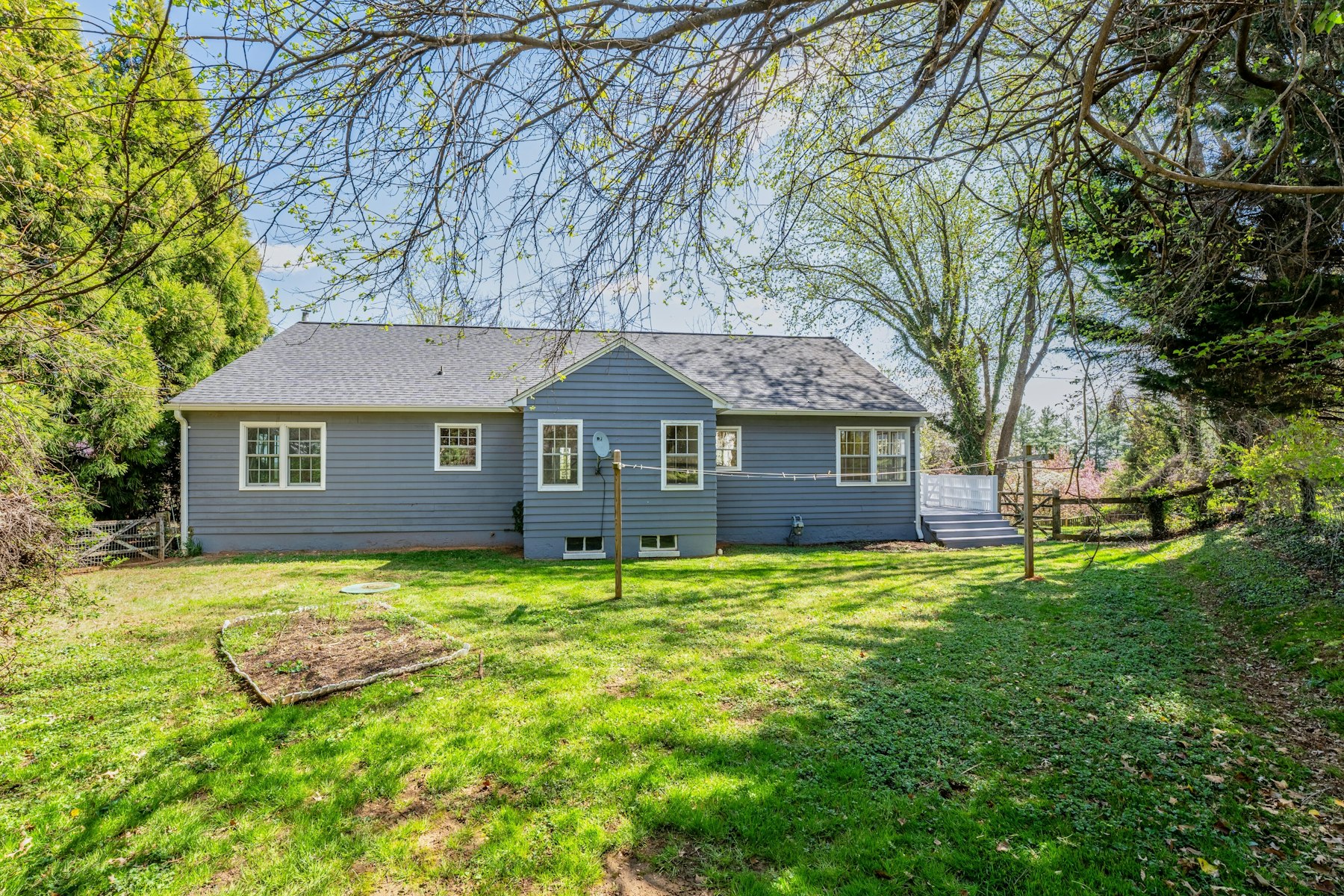  221 Mockingbird Lane, Warrenton, VA 20186 - 物件實景