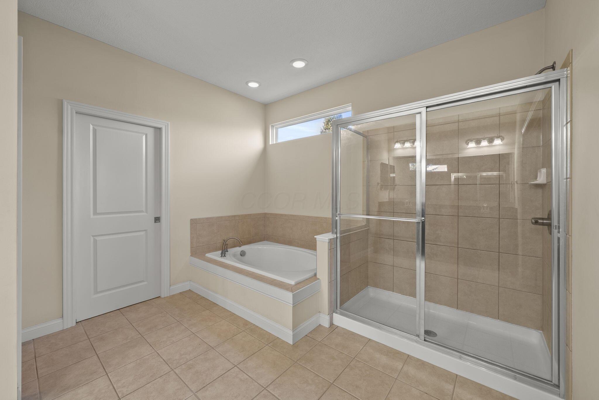 Powell, Ohio, 43065, United States, 5 Bedrooms Bedrooms, ,5 BathroomsBathrooms,Residential,For Sale,1988967