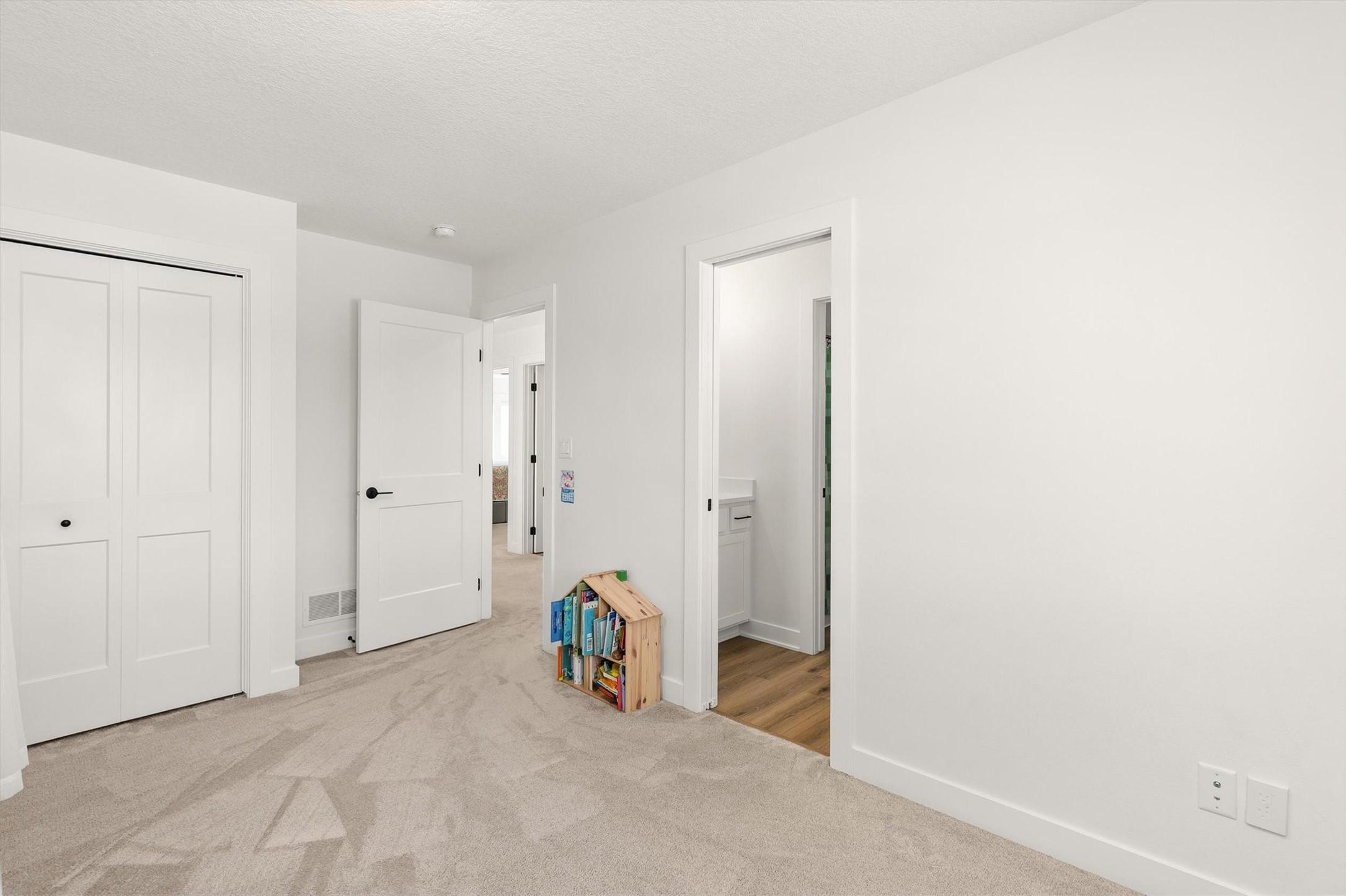 West Des Moines, Iowa, 50266, United States, 5 Bedrooms Bedrooms, ,5 BathroomsBathrooms,Residential,For Sale,2030247
