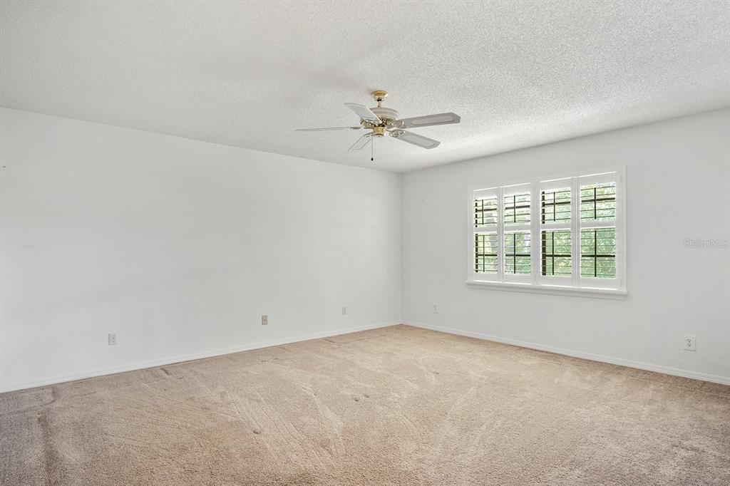 Weeki Wachee, Florida, 34607, United States, 4 Bedrooms Bedrooms, ,5 BathroomsBathrooms,Residential,For Sale,2009705