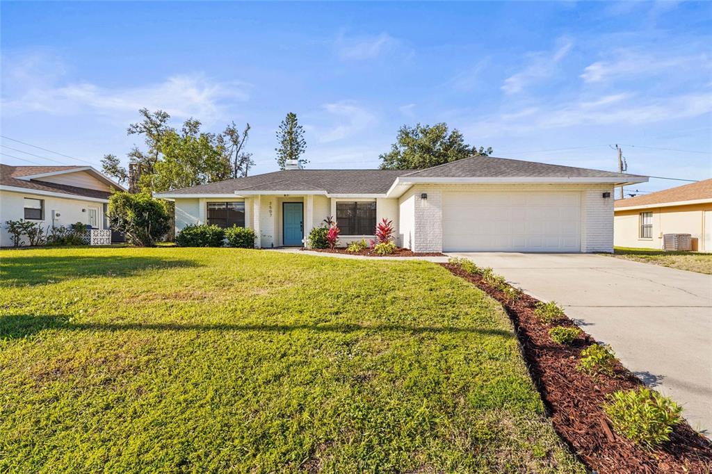 Bradenton, Florida, 34209, United States, 3 Bedrooms Bedrooms, ,2 BathroomsBathrooms,Residential,For Sale,1743662