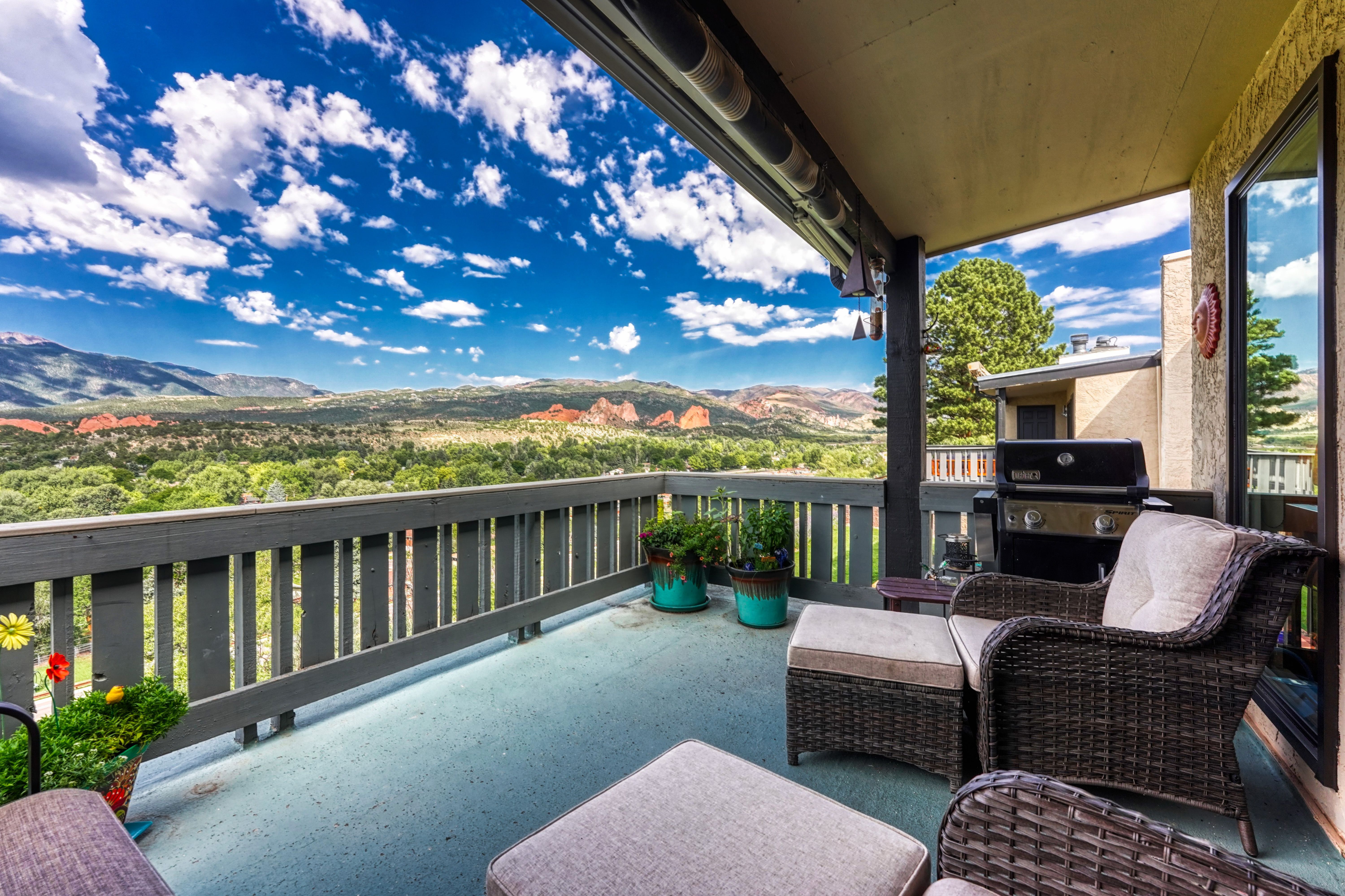 Unmatched Views, Thoughtfully Updated - 物件實景